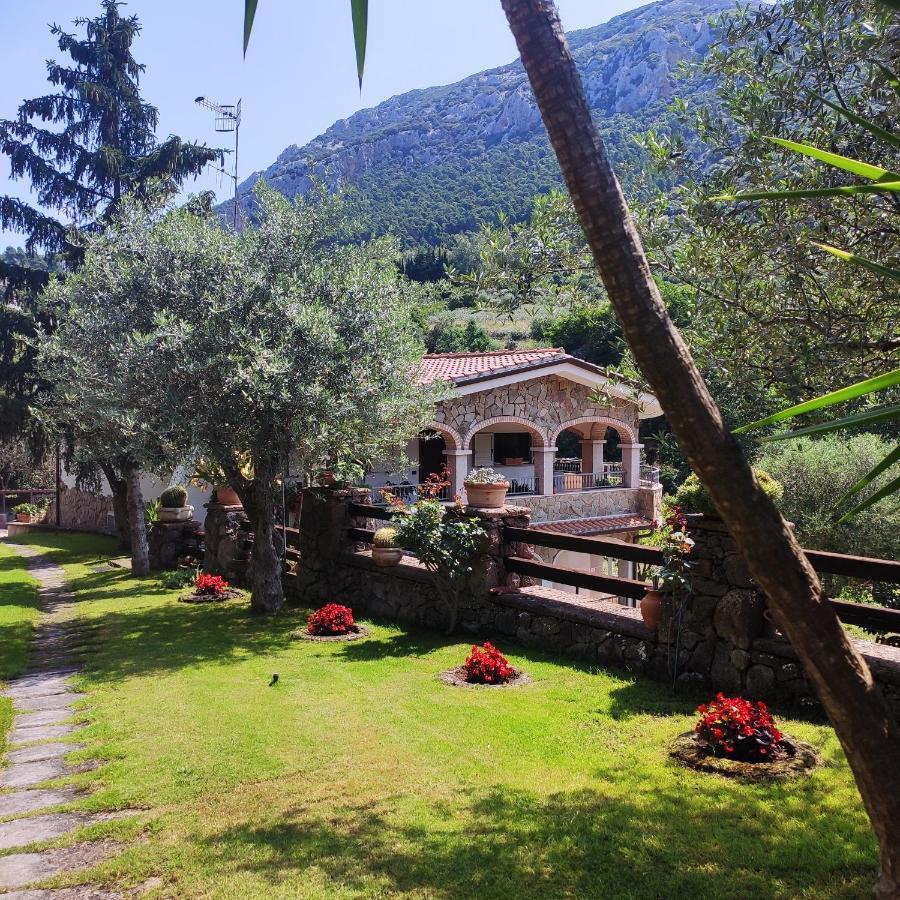 Casa Bados Villa Dorgali Eksteriør bilde